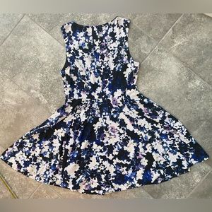 Express floral blue purple dress size 10 pre own